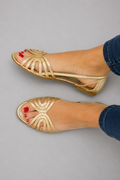 Eleonora - Sandalias Doradas Ligeras de Verano
