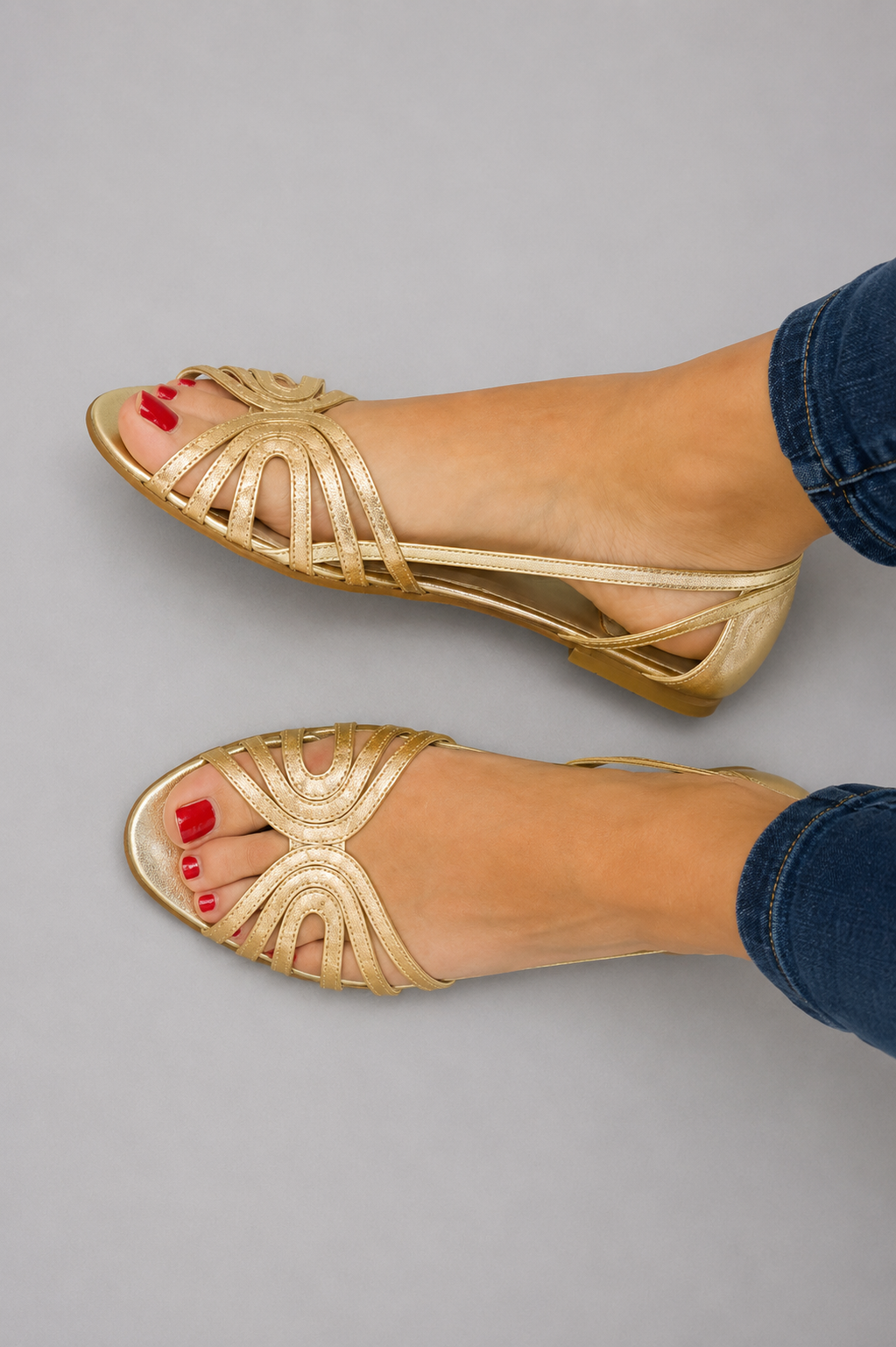 Eleonora - Sandalias Doradas Ligeras de Verano