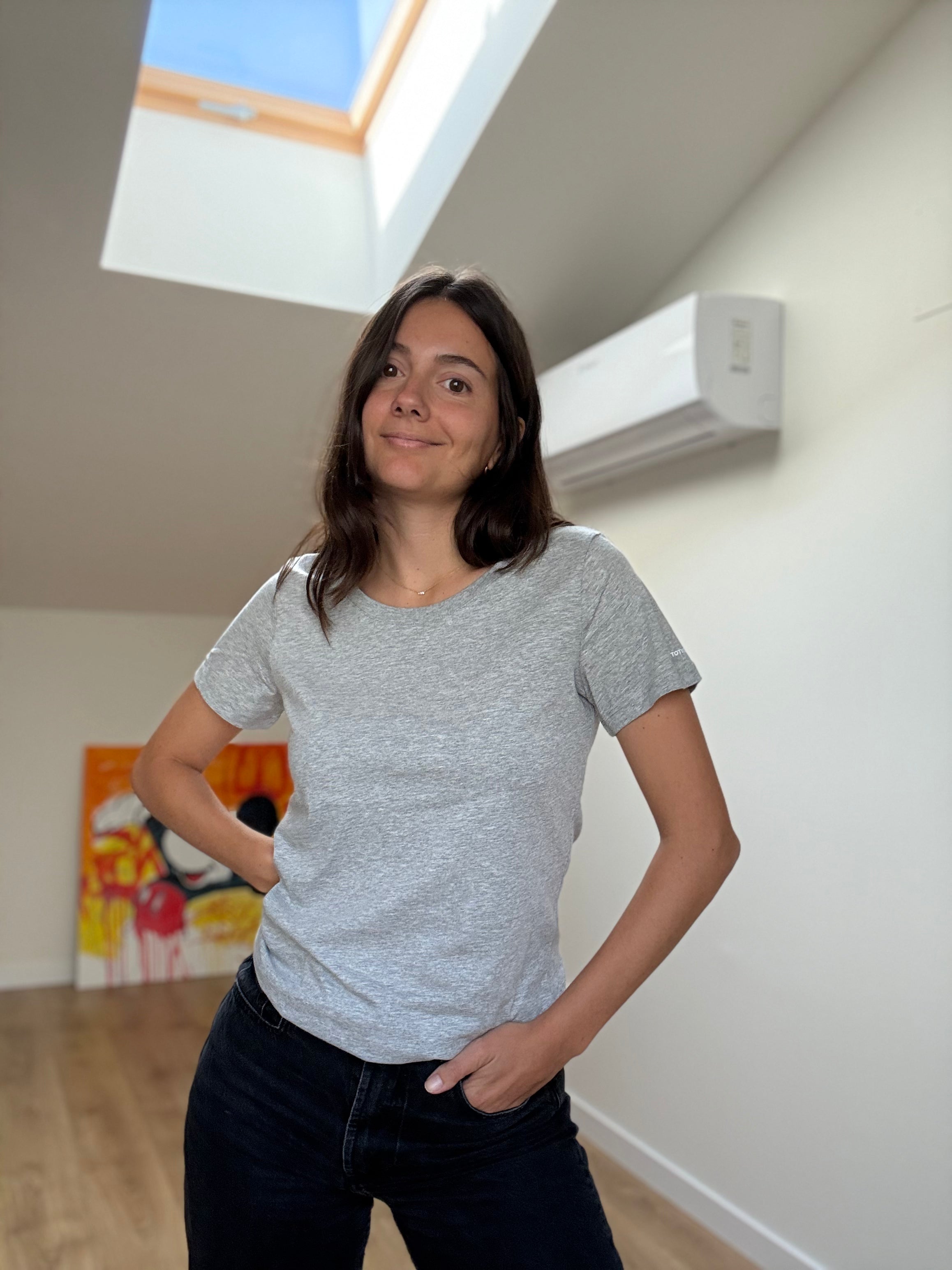 Elena | Camiseta Escote Amplio Algodón Orgánico