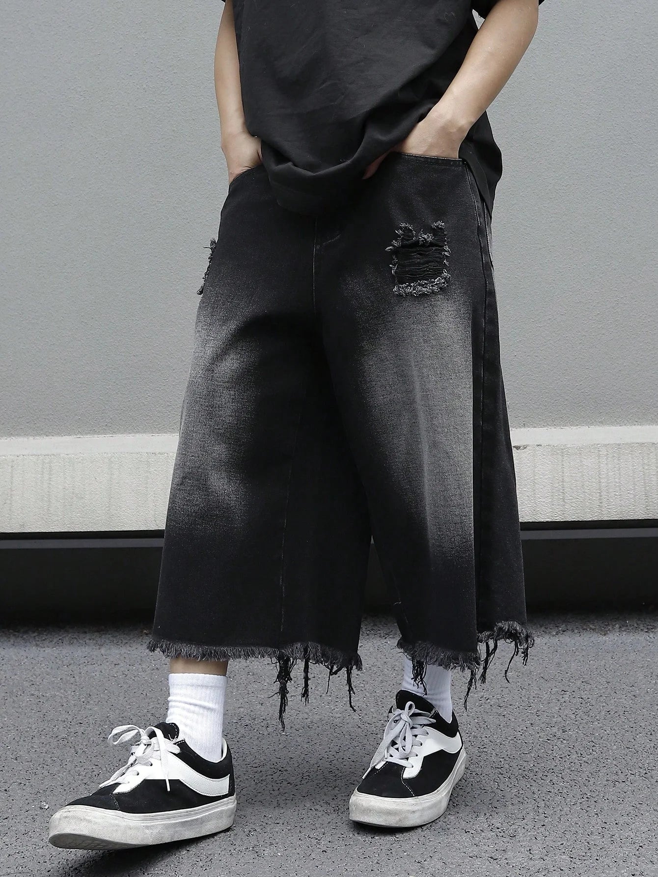 Rodrigo | Vaqueros Rotos Estilo Urbano