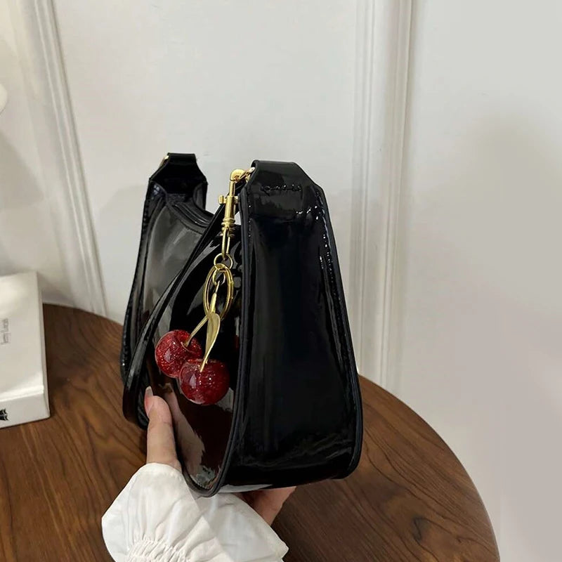 Cereza | Bolso Bandolera con Colgante