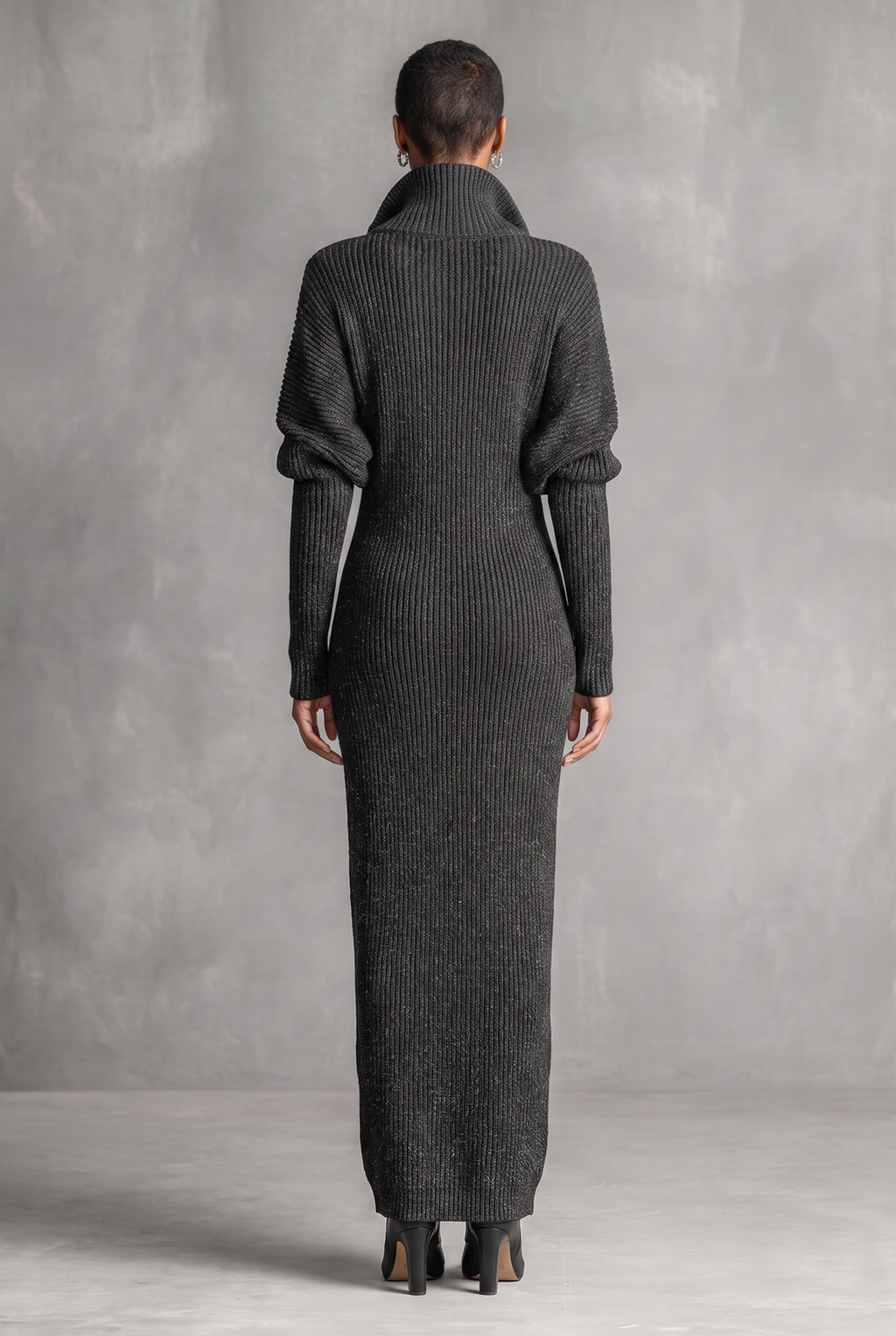 Alba, vestido largo gris oscuro de punto: vista trasera