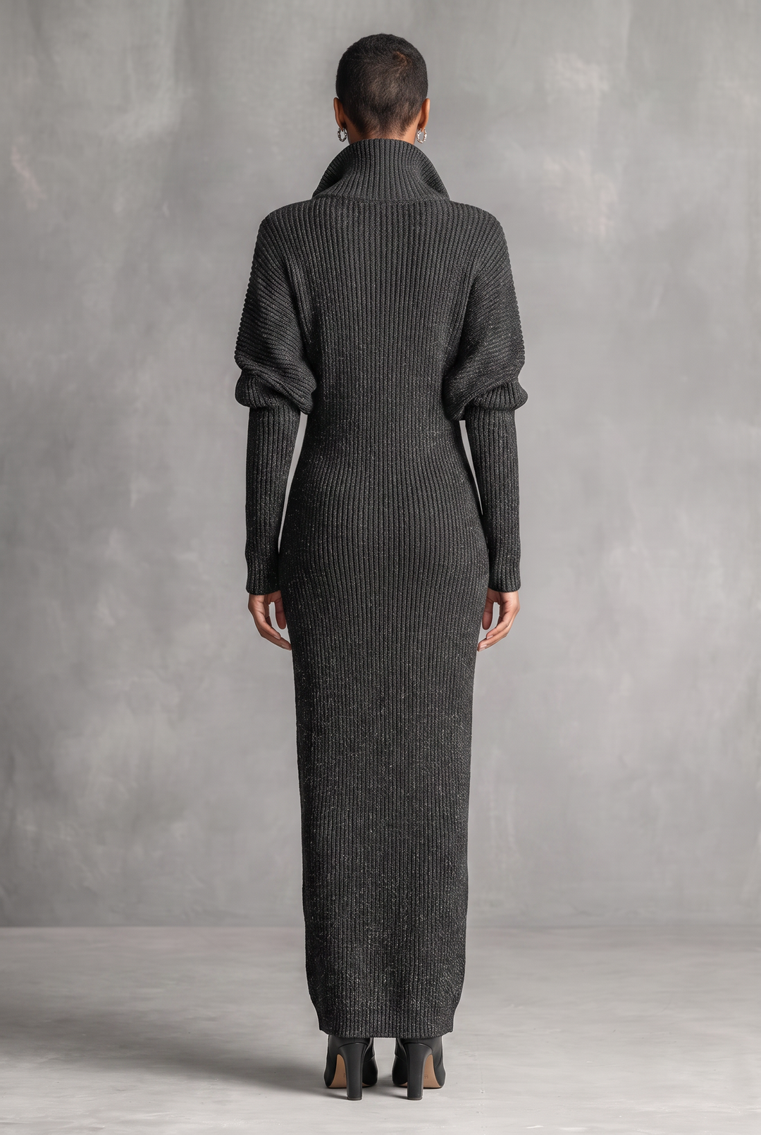 Alba, vestido largo gris oscuro de punto: vista trasera