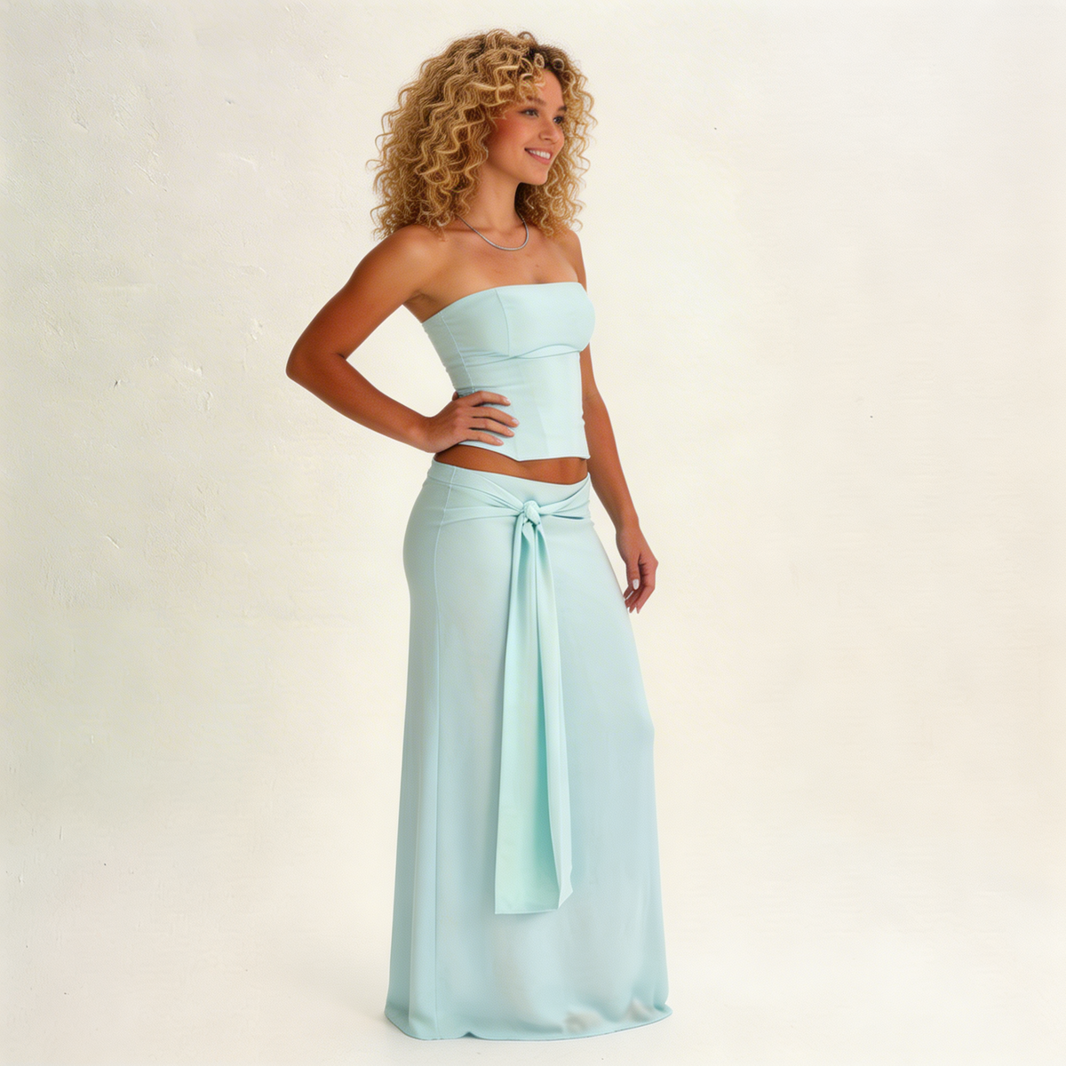 Ilvara | Conjunto strapless con falda maxi - imagen 3