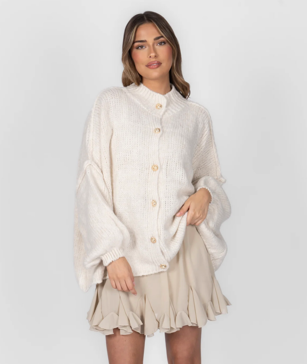 CozyGlam — cárdigan crema