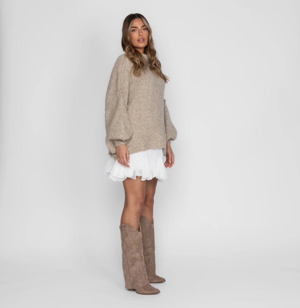 Nora jersey oversize beige - cuerpo entero