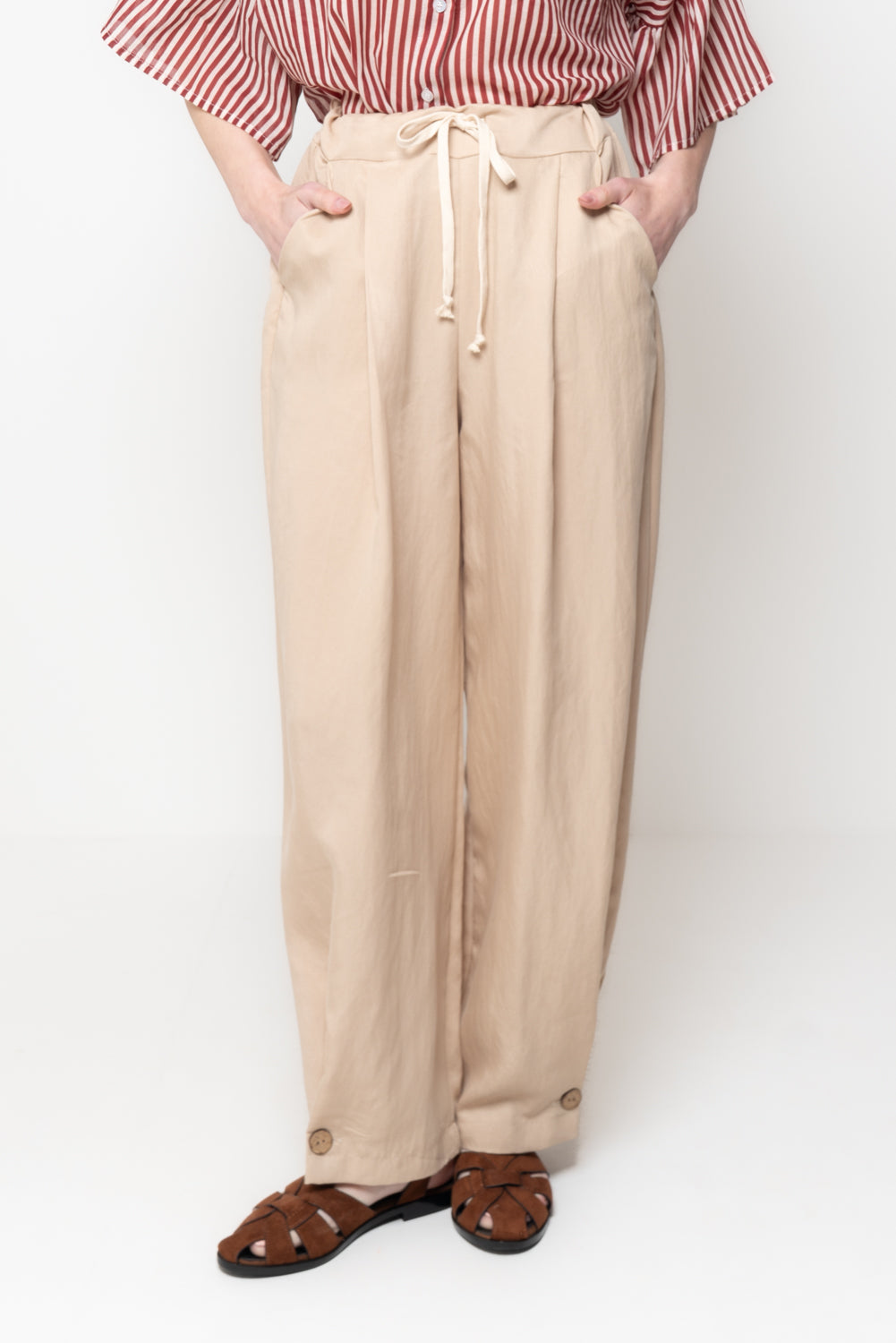 Pantalón con cordón - beige