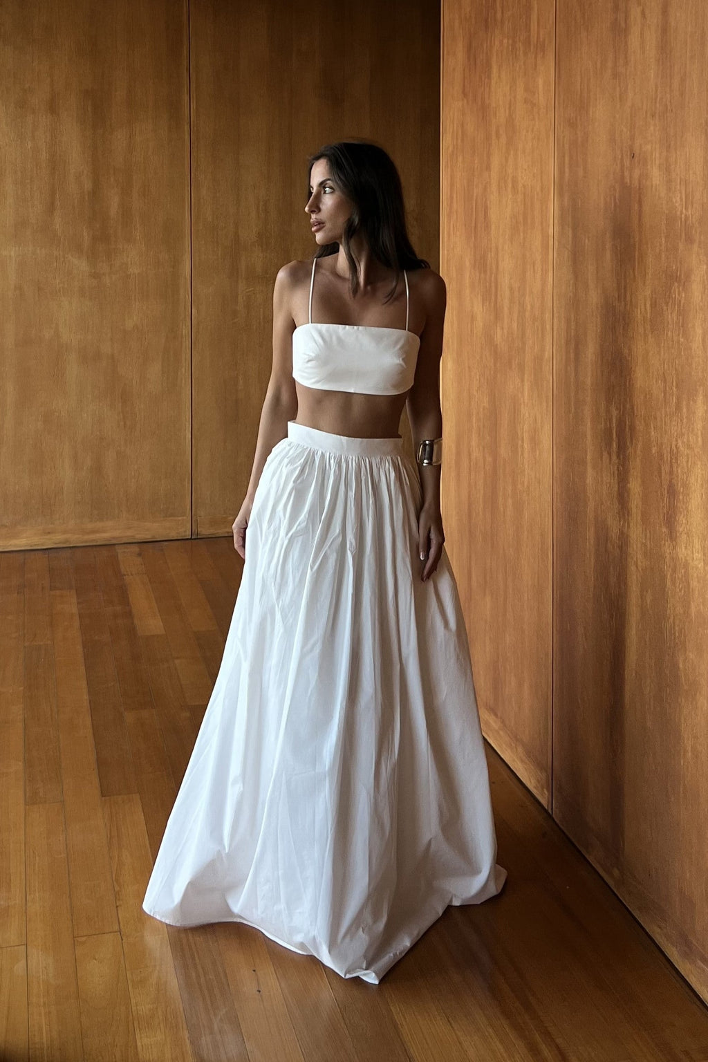Selene | Conjunto blanco con top y falda maxi - imagen 4