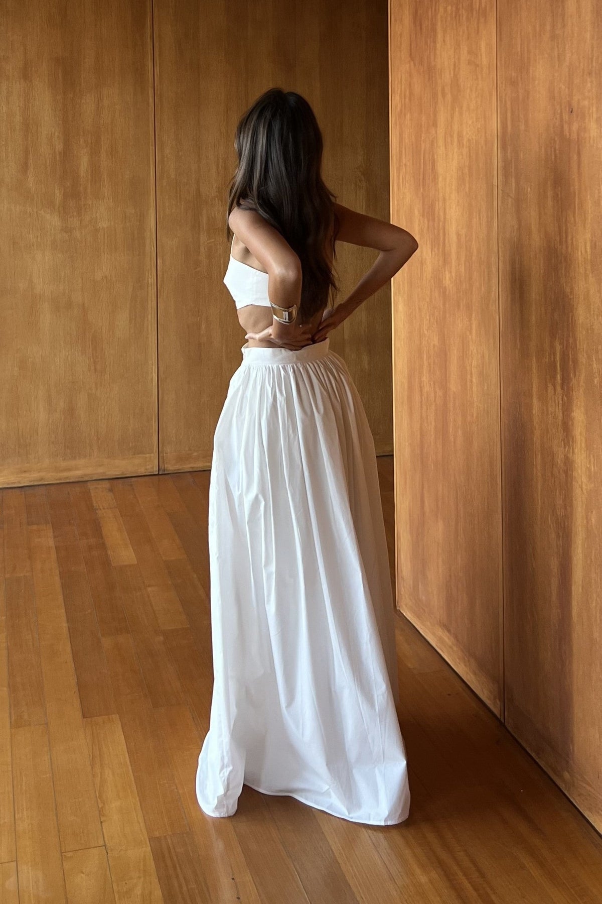 Selene | Conjunto blanco con top y falda maxi - imagen 8